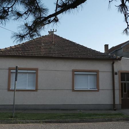 Apartamento Nikodijevic Vrsac Exterior foto