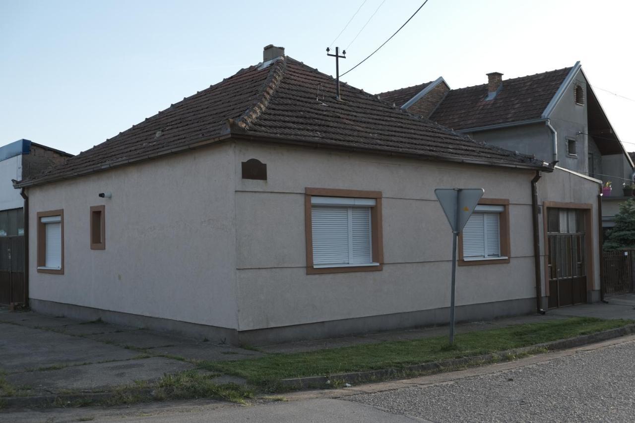 Apartamento Nikodijevic Vrsac Exterior foto